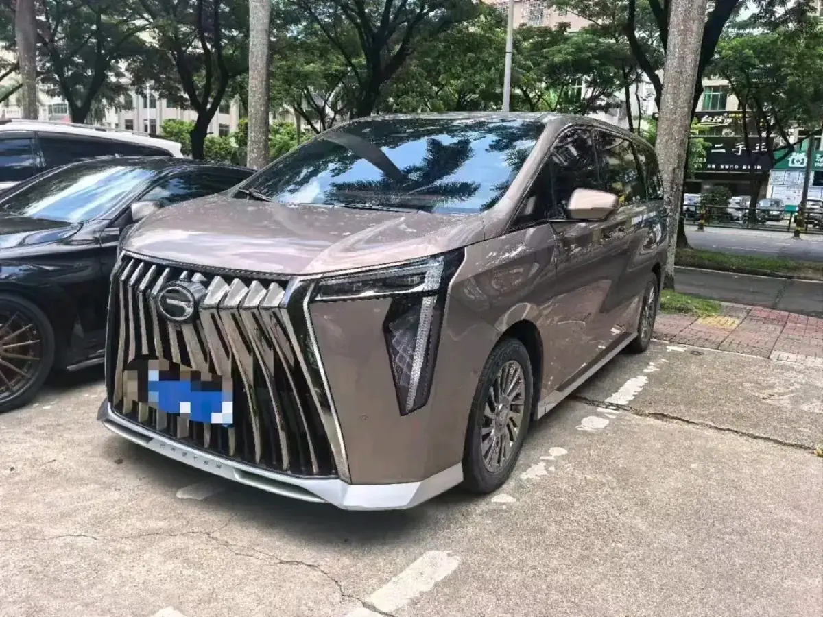 2024 GAC Trumpchi M8 2.0T 190HP L4 E-CVT Hybrid