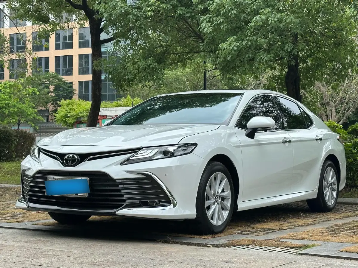 2021 Toyota Camry 2.0L 178HP L4 CVT
