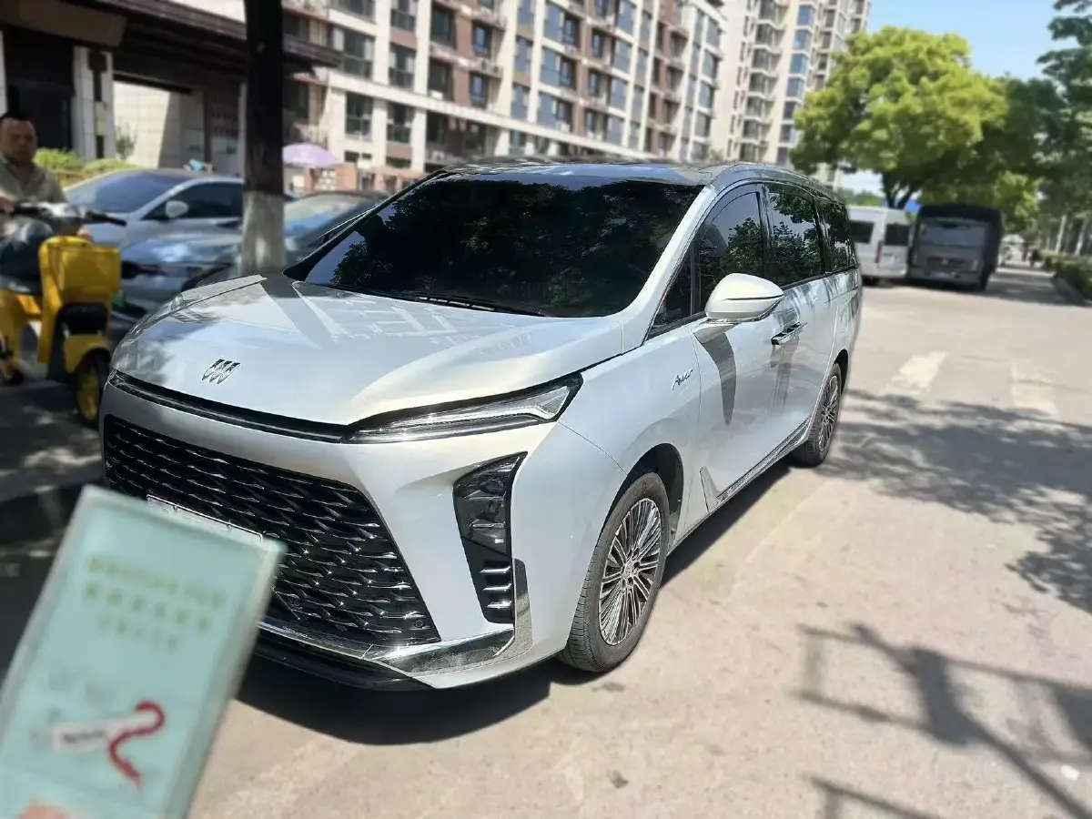 2024 Buick GL8 1.5T 180HP L4 2DHT PHEV 24.4KWH