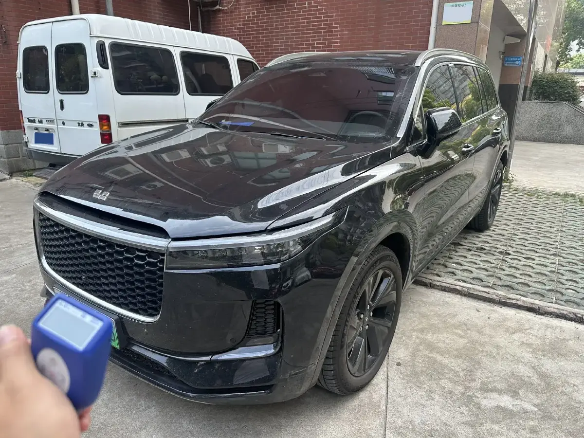 2021 Li ONE Range Extended 131HP REEV 40.5KWH