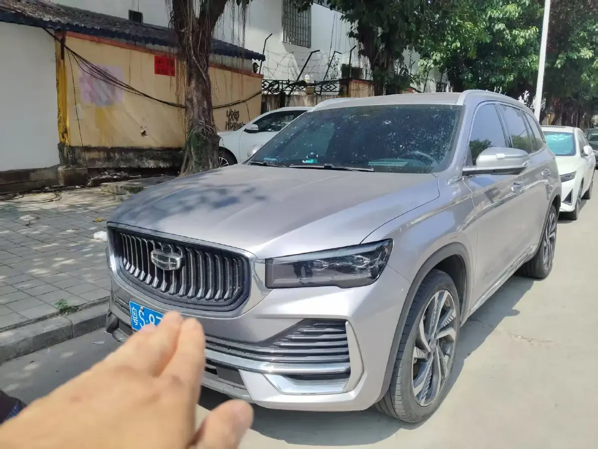 2024 Geely Monjaro 2.0T 238HP L4 8AT