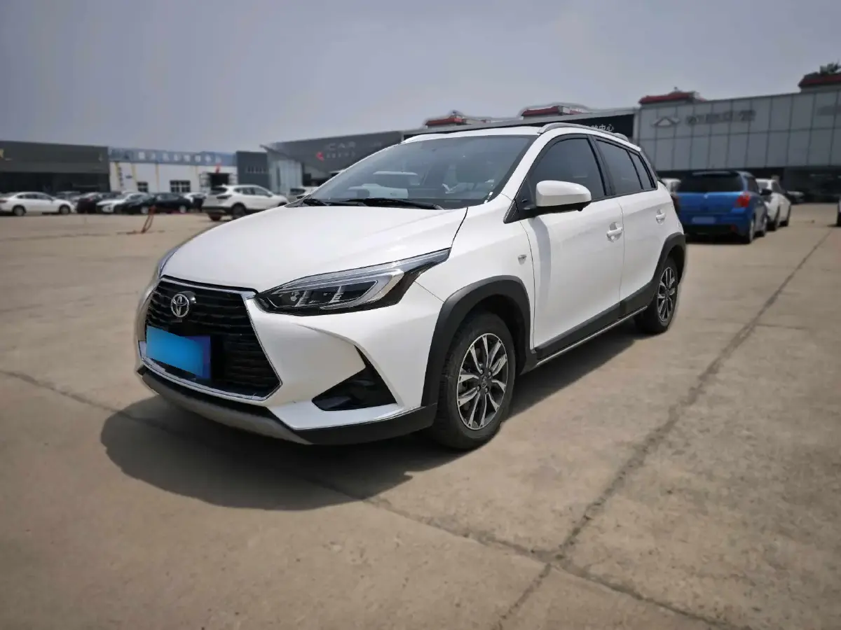 2022 Toyota Yaris L 1.5L 112HP L4 CVT