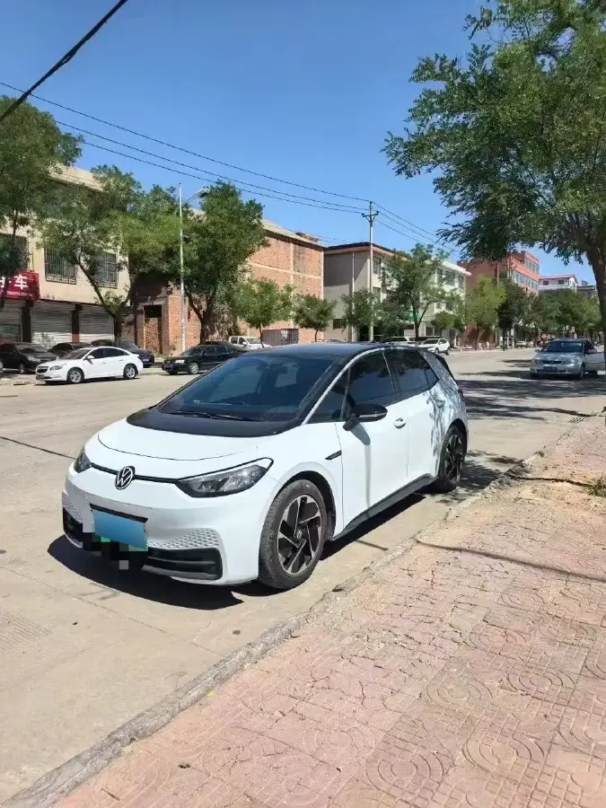 2023 Volkswagen ID.3 BEV 52.8KWH