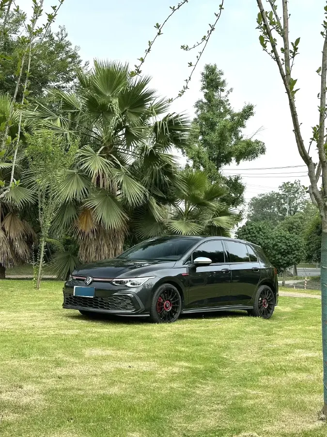 2021 Volkswagen GolfGTI 2.0T 220HP L4 7DCT