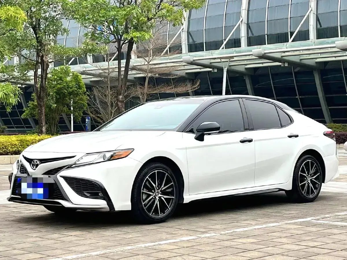 2023 Toyota Camry 2.0L 177HP L4 CVT