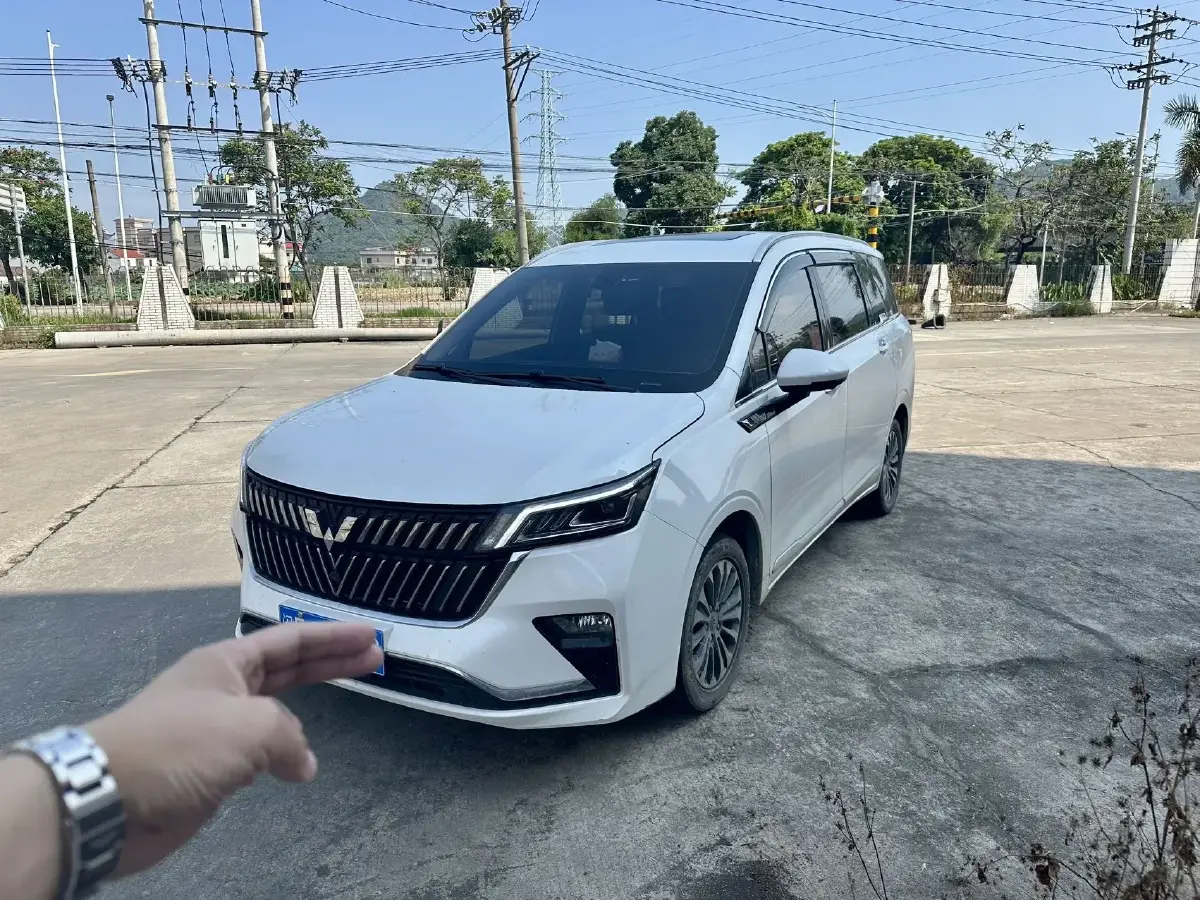 2022 WuLing JiaChen 1.5T 147HP L4 CVT
