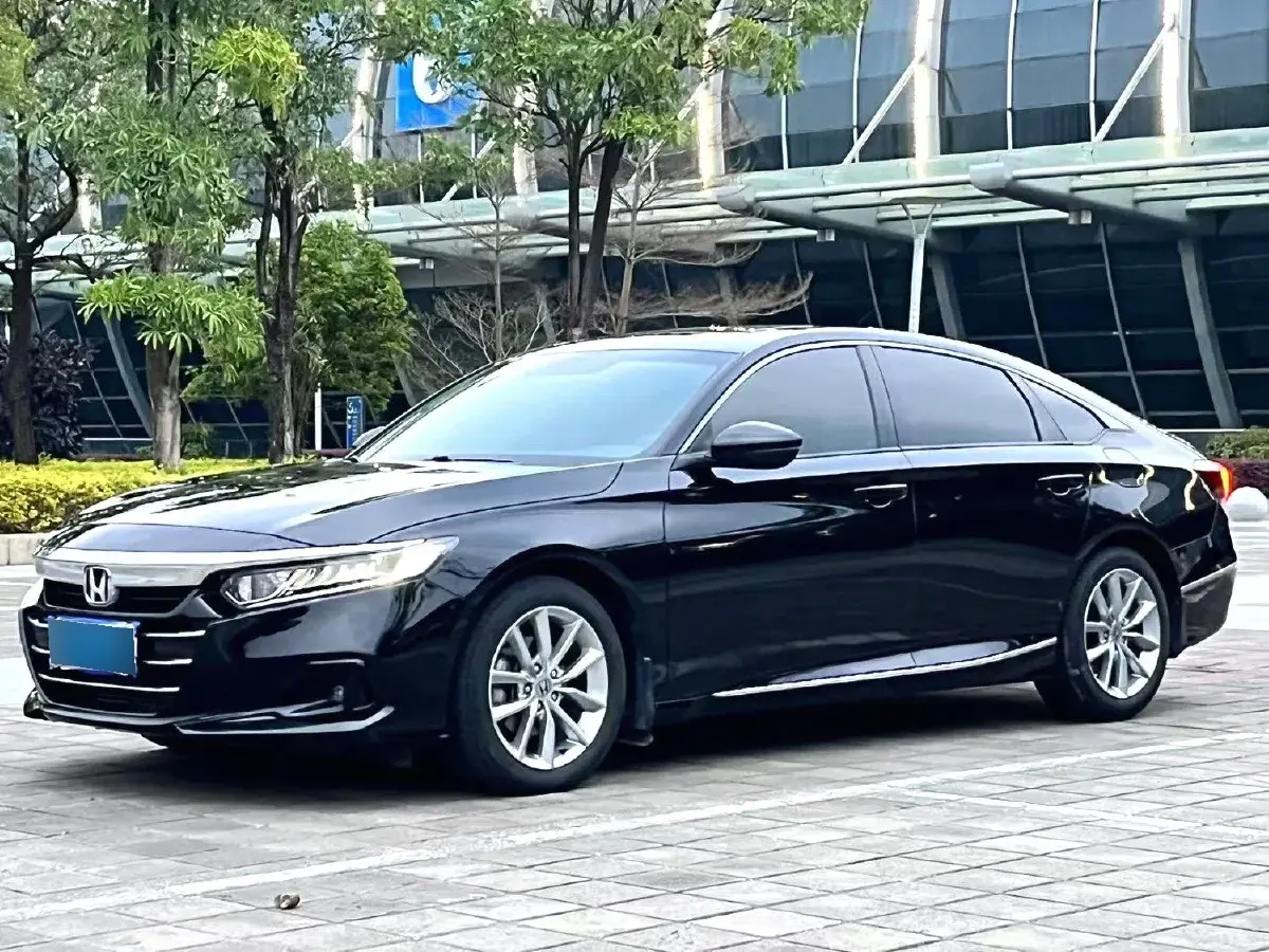 2022 Honda Accord 1.5T 194HP L4 CVT