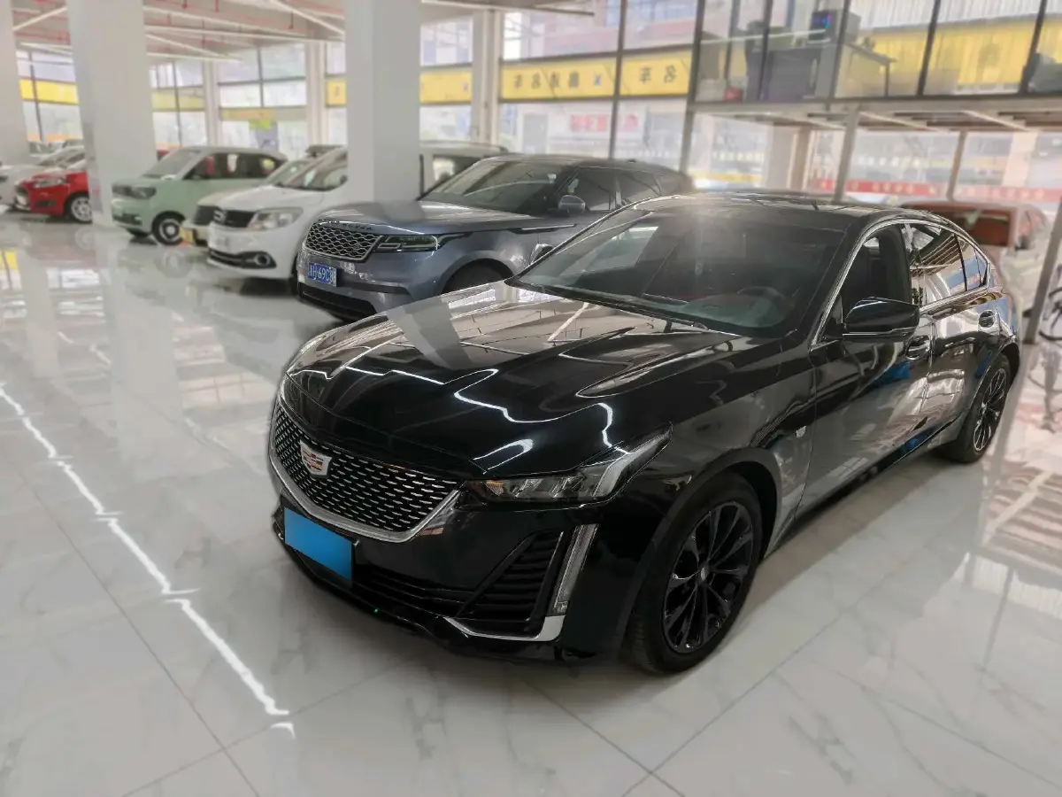 2022 Cadillac CT5 2.0T 237HP L4 10AT