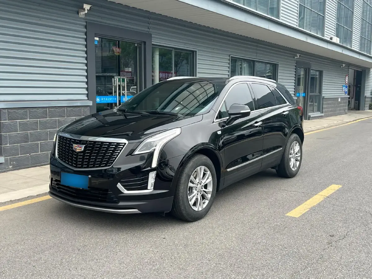 2022 Cadillac XT5 2.0T 237HP L4 9AT