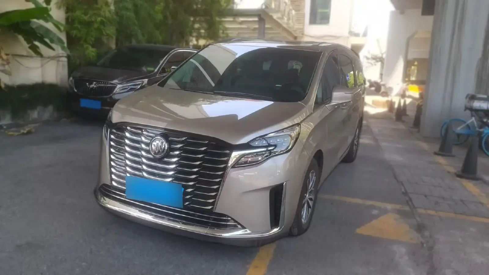 2022 Buick GL8 2.0T 237HP L4 9AT