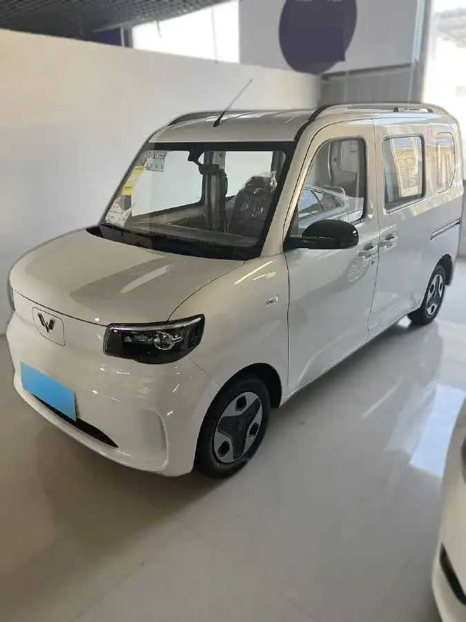 2025 WuLing ZhiGuang BEV 17.7KWH
