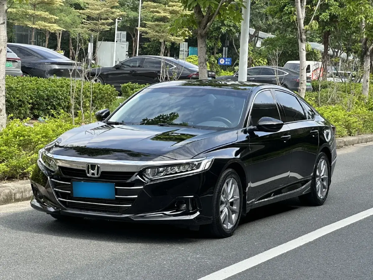 2022 Honda Accord 1.5T 194HP L4 CVT