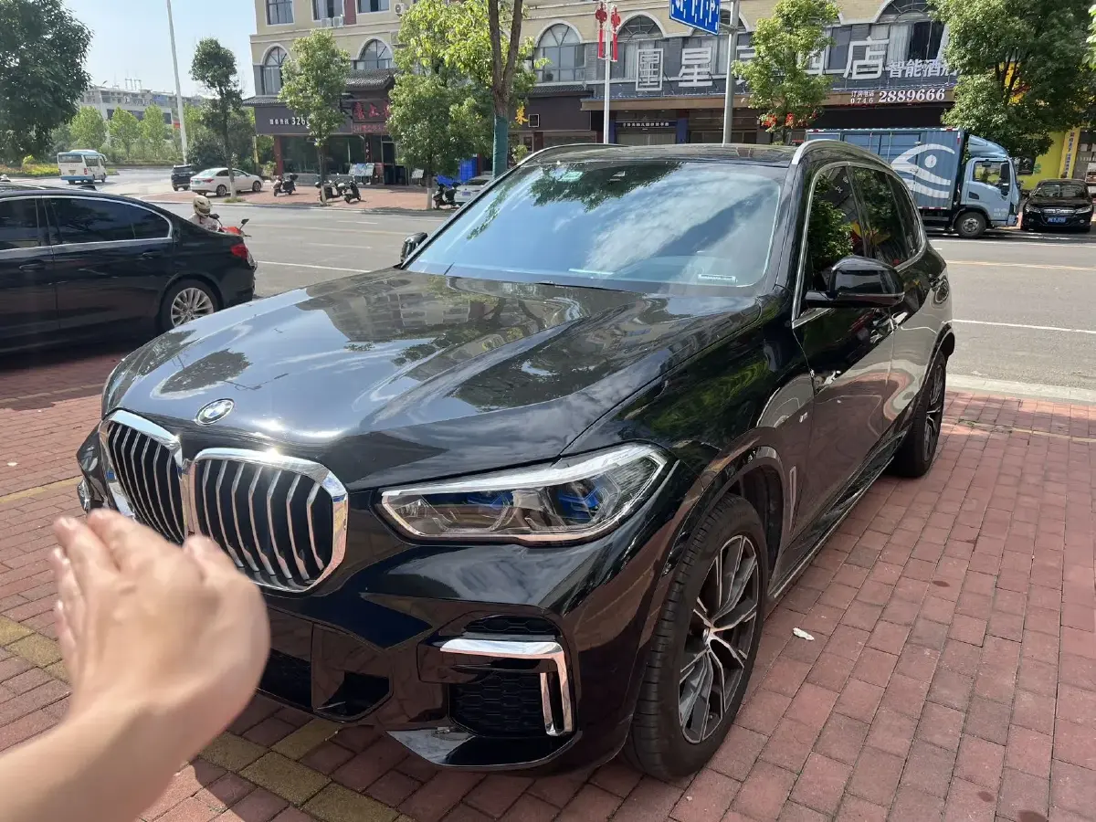 2022 BMW X5 2.0T 245HP L4 8AT