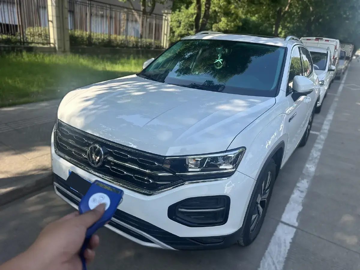 2022 Volkswagen Tayron 2.0T 186HP L4 7DCT