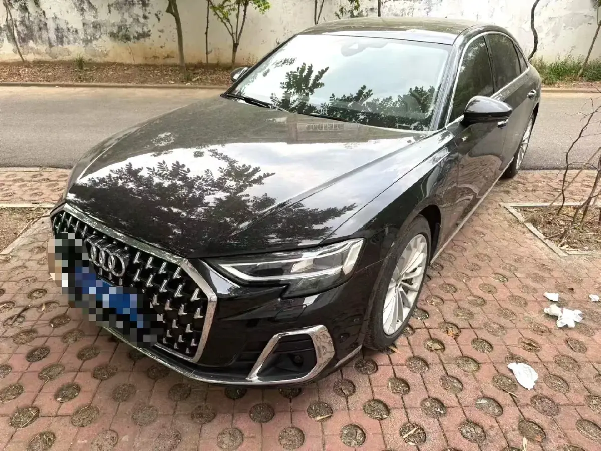 2023 Audi A8 2.0T 265HP L4 8AT