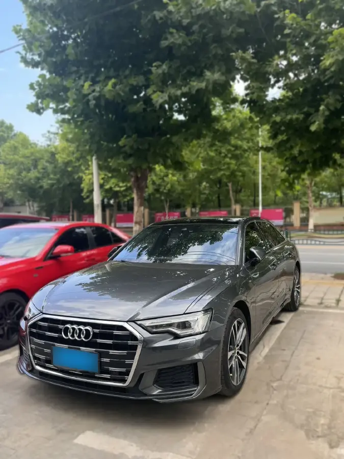 2022 Audi A6L 2.0T 190HP L4 7DCT