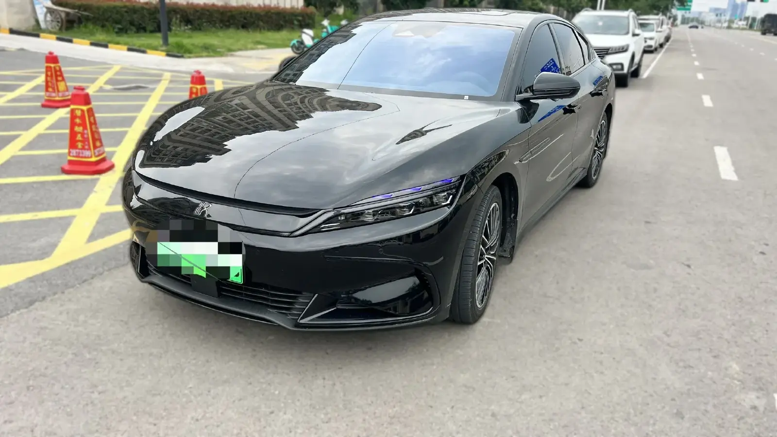 2023 BYD Han BEV 60.48KWH