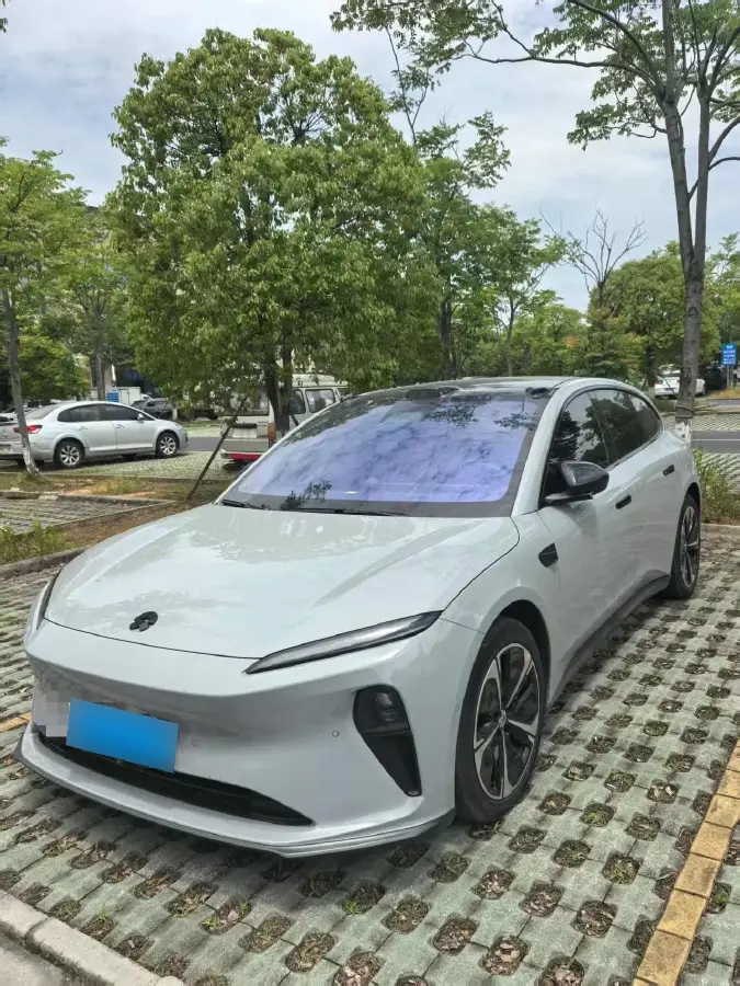 2024 NIO ET5T BEV 75KWH