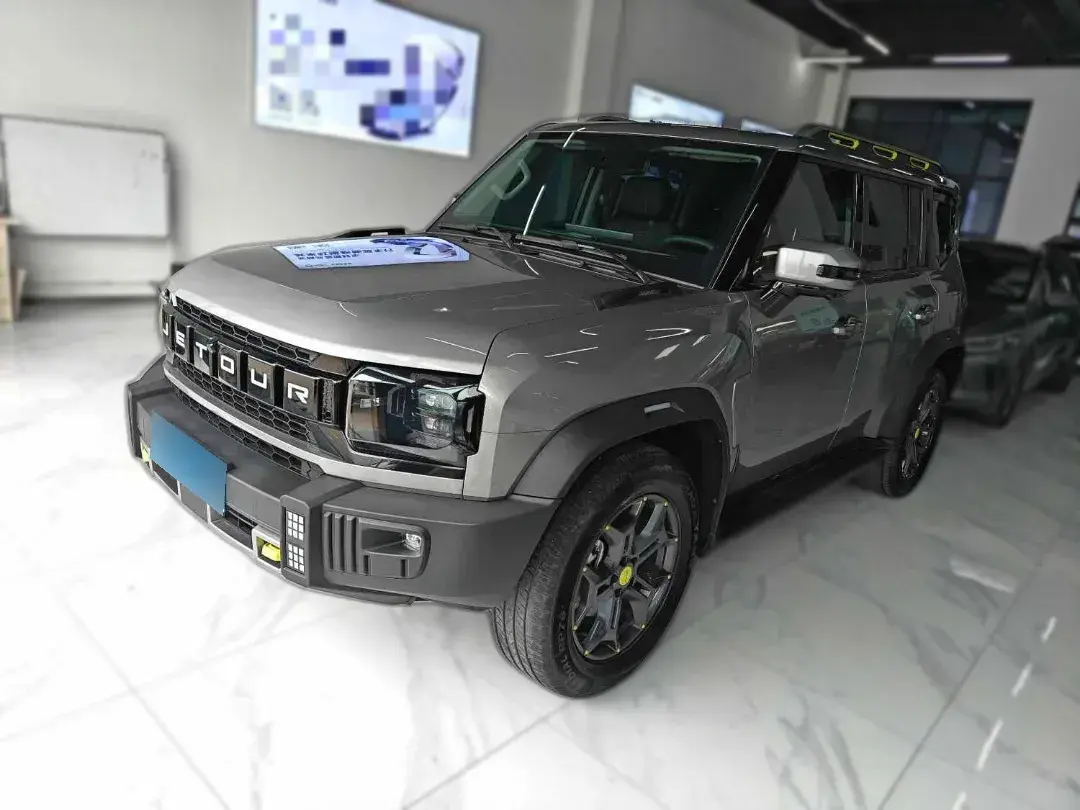 2023 Jetour Traveller 2.0T 254HP L4 7DCT