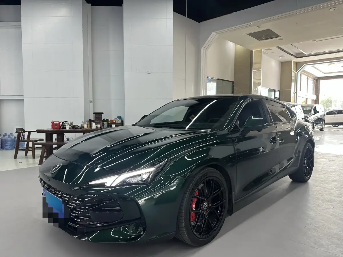 2023 MG 7 2.0T 261HP L4 9AT