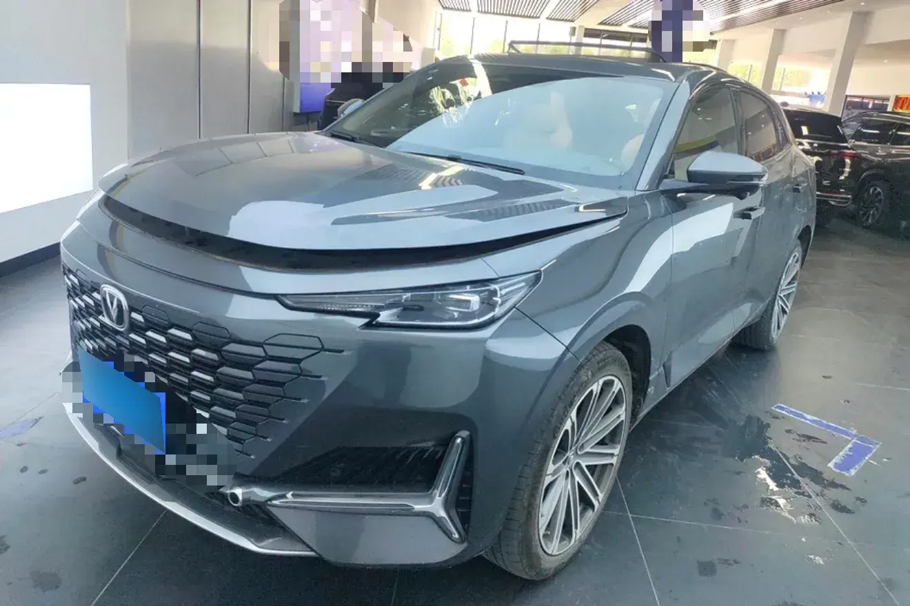 2023 ChangAn UNI-K 2.0T 233HP L4 8AT