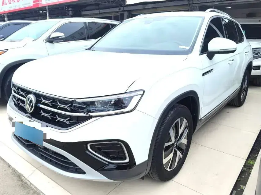 2023 Volkswagen Tayron 2.0T 186HP L4 7DCT