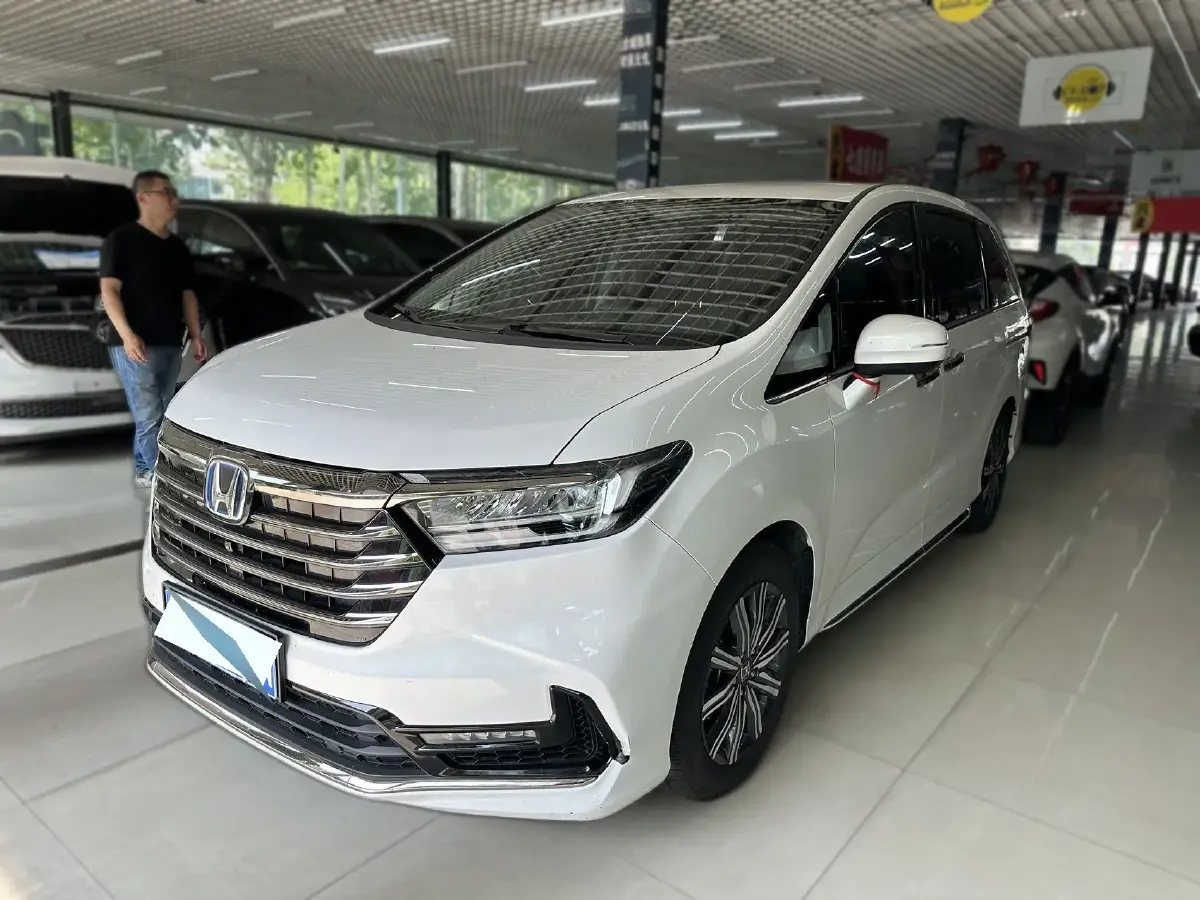 2022 Honda Odyssey 2.0L 146HP L4 E-CVT Hybrid