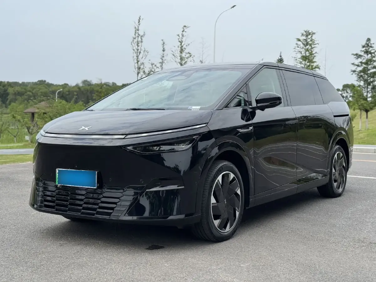 2024 Xpeng X9 BEV 101.5KWH