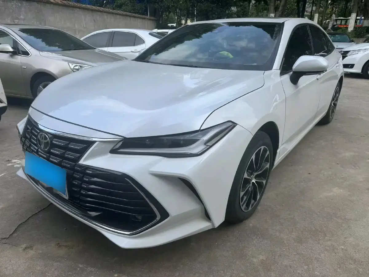 2023 Toyota Avalon 2.0L 177HP L4 CVT