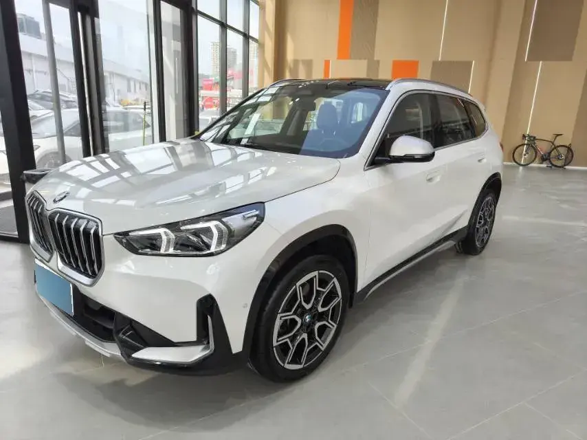2023 BMW X1 2.0T 204HP L4 7DCT