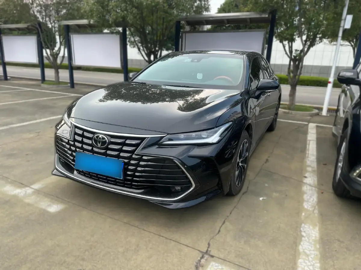 2022 Toyota Avalon 2.5L 209HP L4 8AT