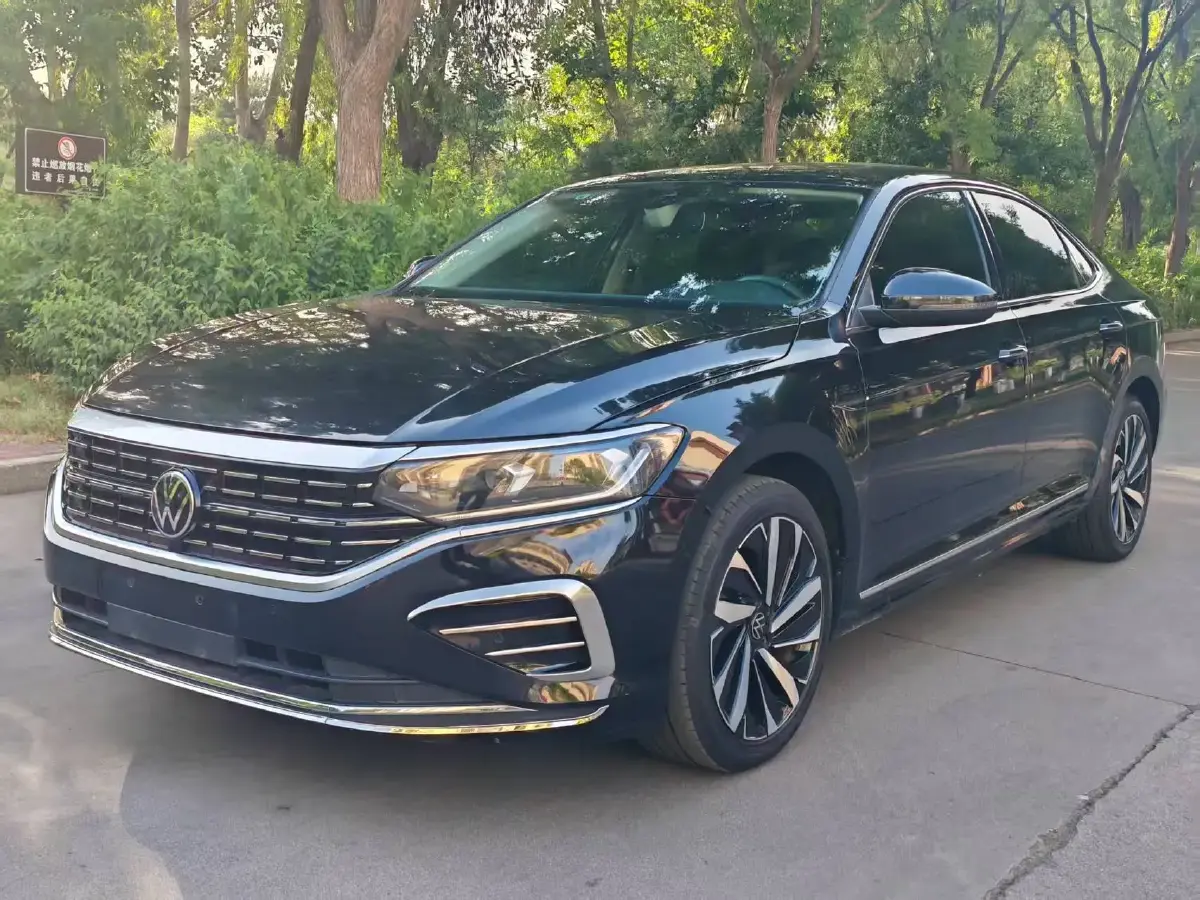 2021 Volkswagen Passat 2.0T 186HP L4 7DCT