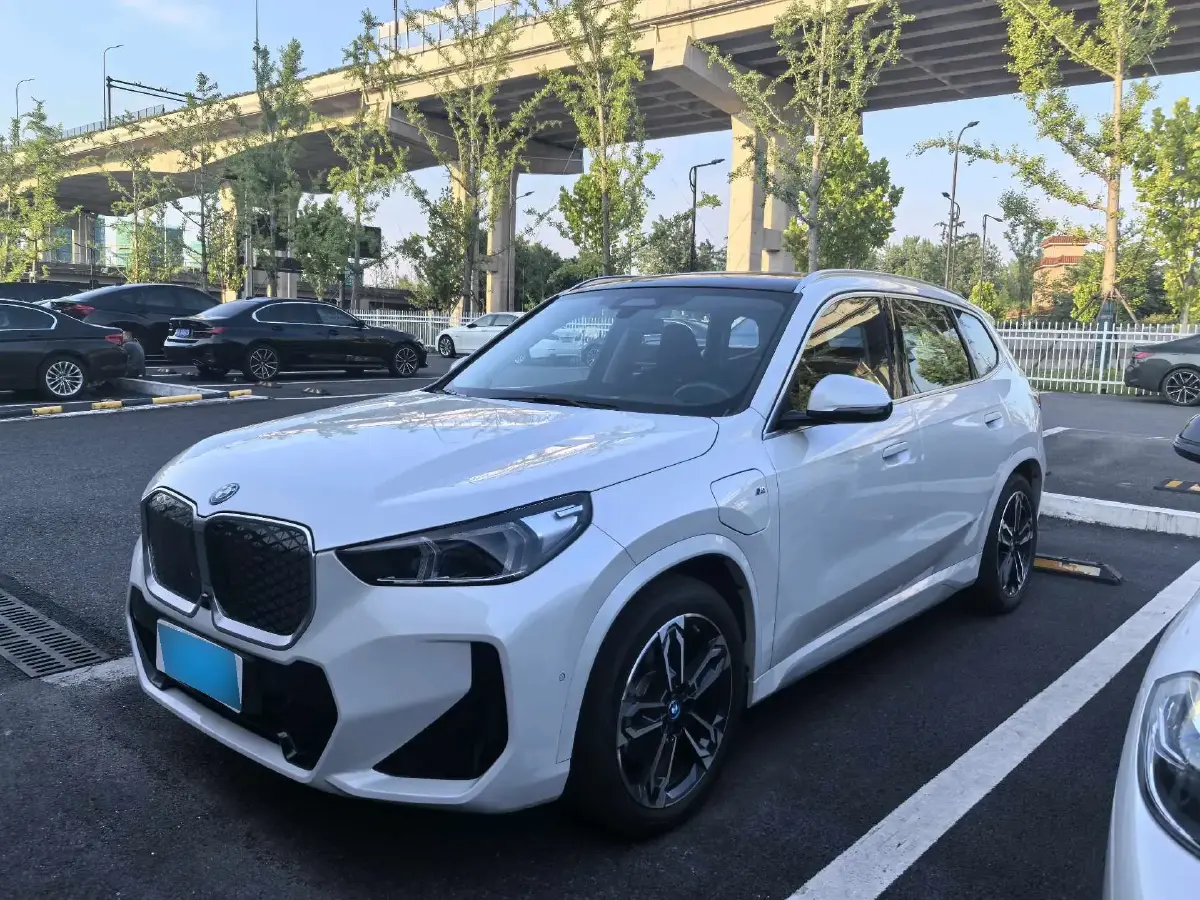 2023 BMW iX1 BEV 66.45KWH