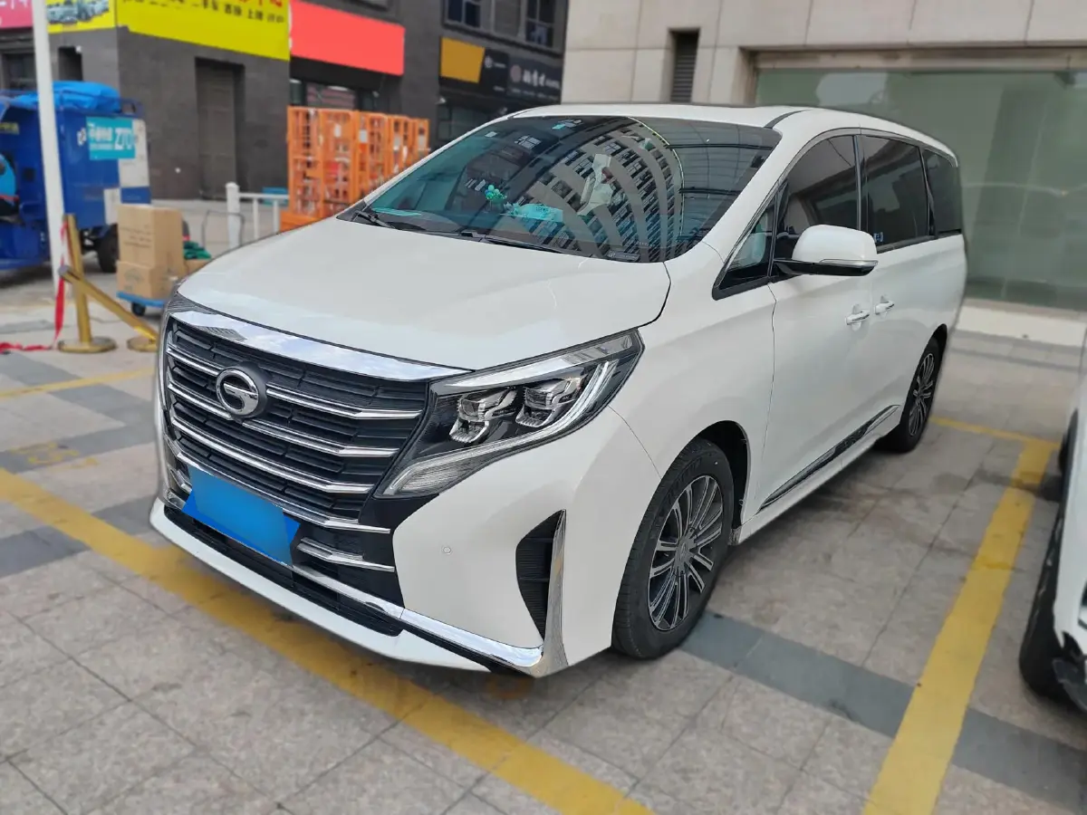 2021 GAC Trumpchi M8 2.0T 252HP L4 8AT