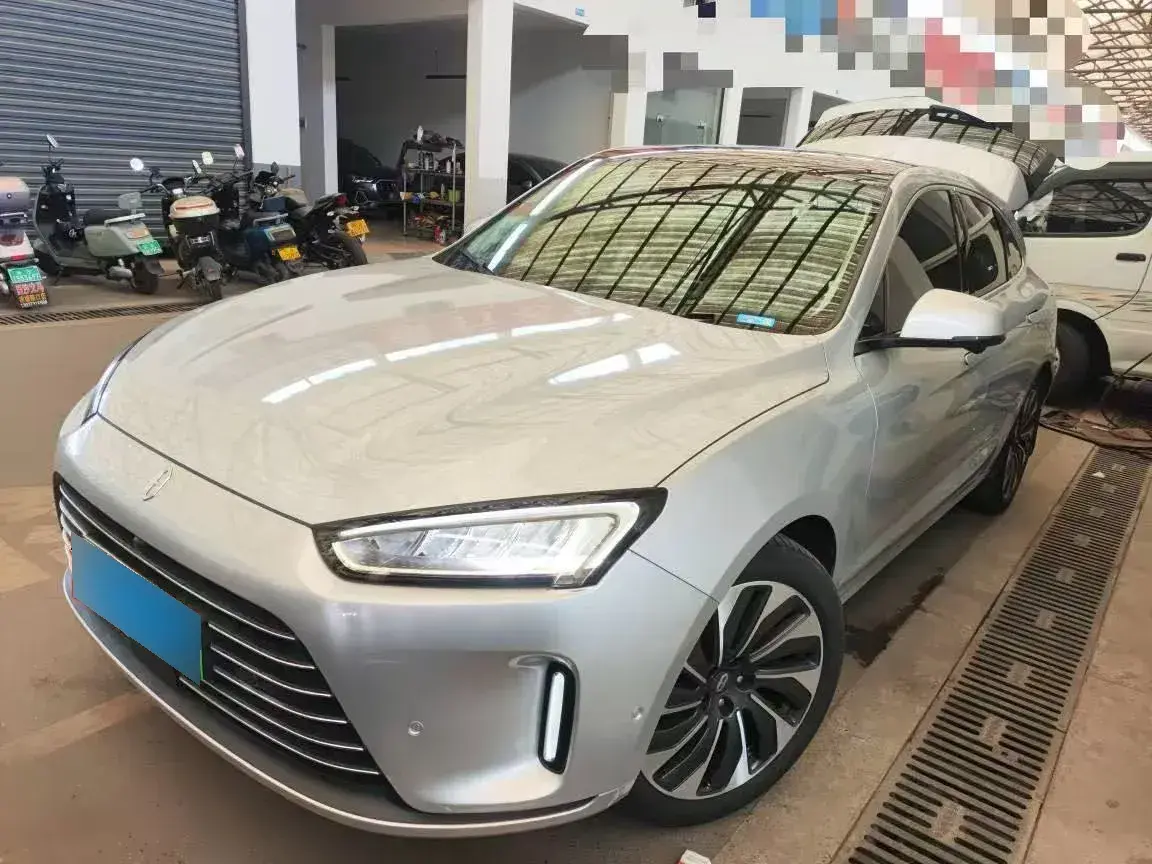 2022 HIMA AITO M5 Range Extended 125HP REEV 40KWH