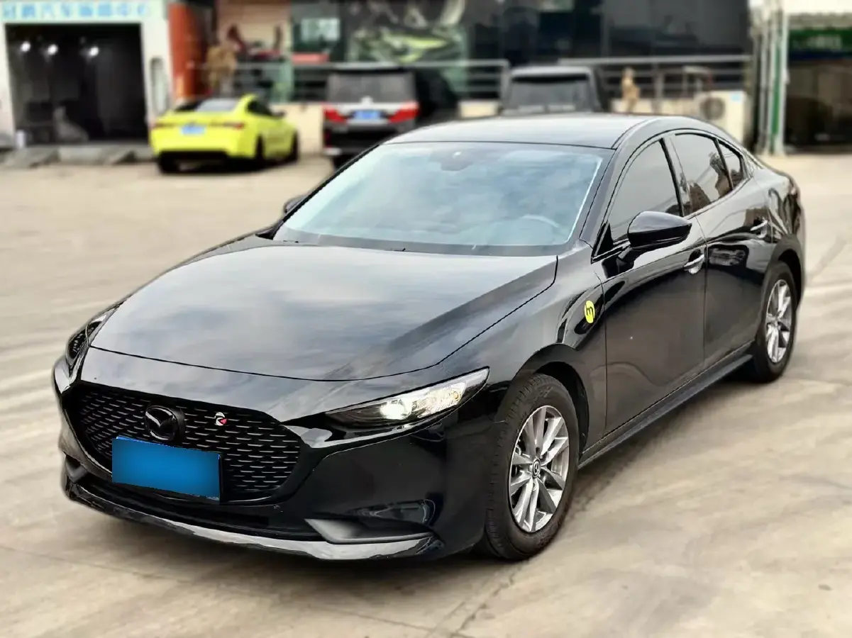 2023 Mazda 3 Axela 1.5L 117HP L4 6MT