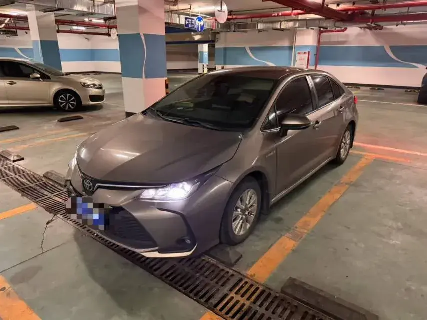 2023 Toyota Corolla 1.8L 98HP L4 E-CVT Hybrid