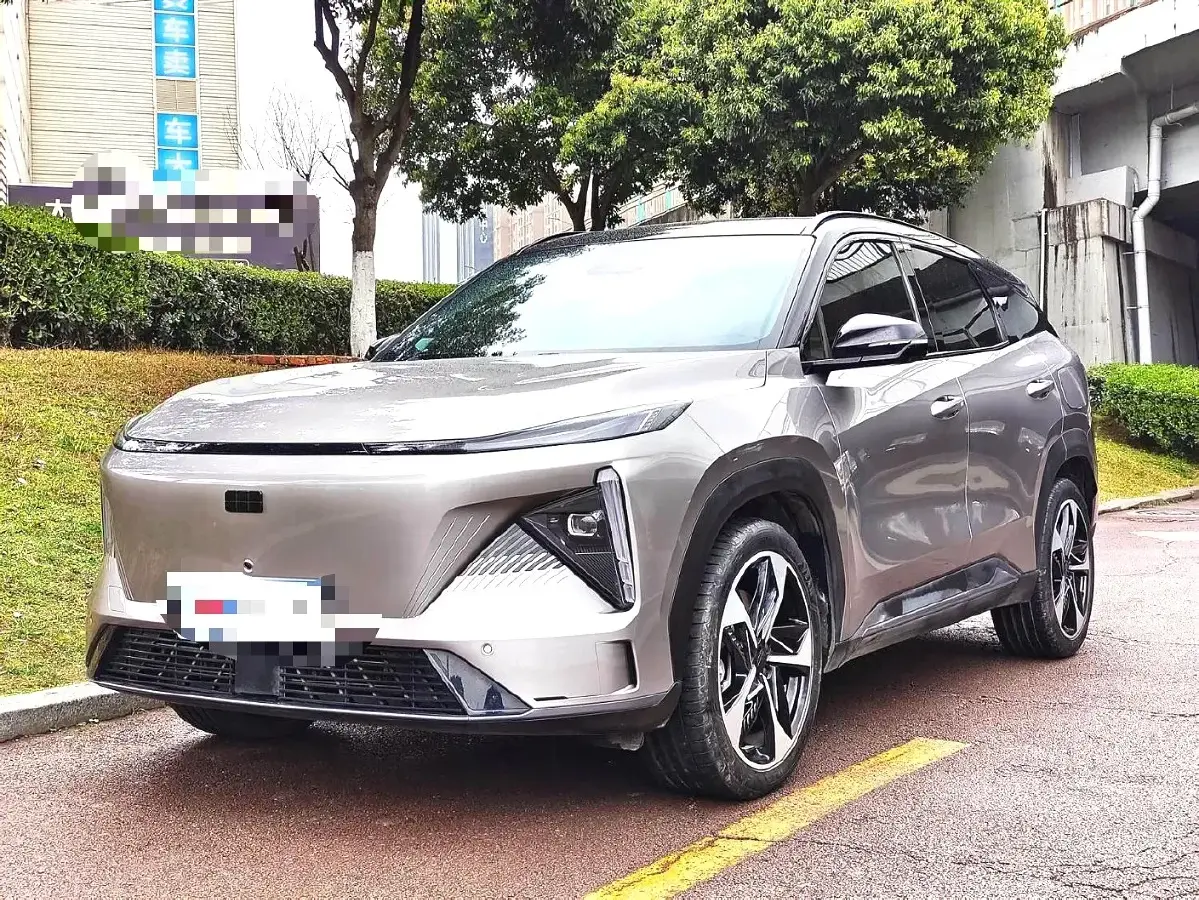 2023 Geely Galaxy L7 1.5T 163HP L4 3DHT PHEV 18.7KWH