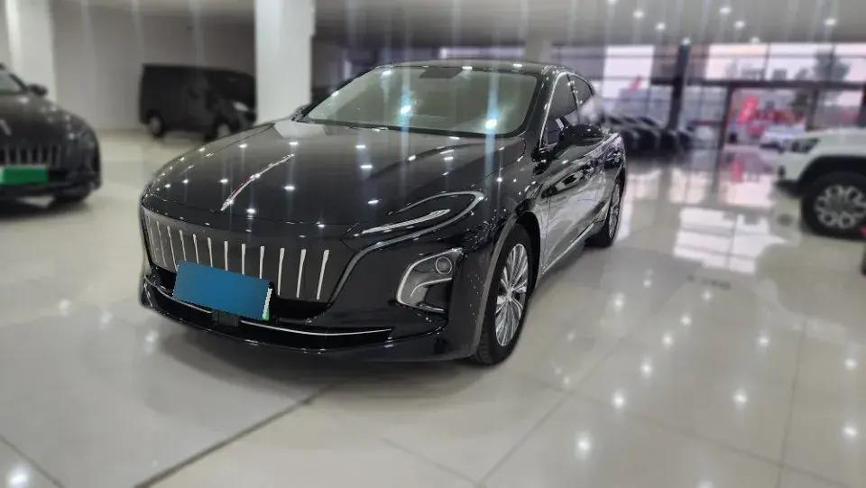 2022 HongQi E-QM5 BEV 54KWH