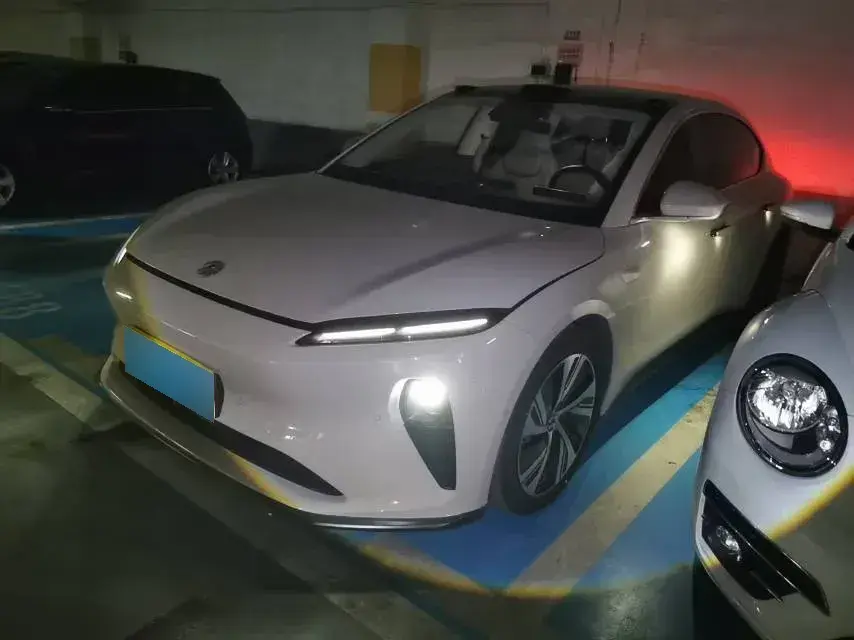 2022 NIO ET5 BEV 75KWH