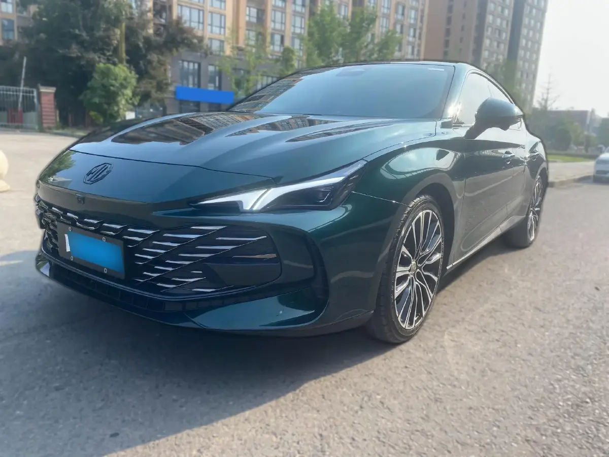 2023 MG 7 2.0T 261HP L4 9AT