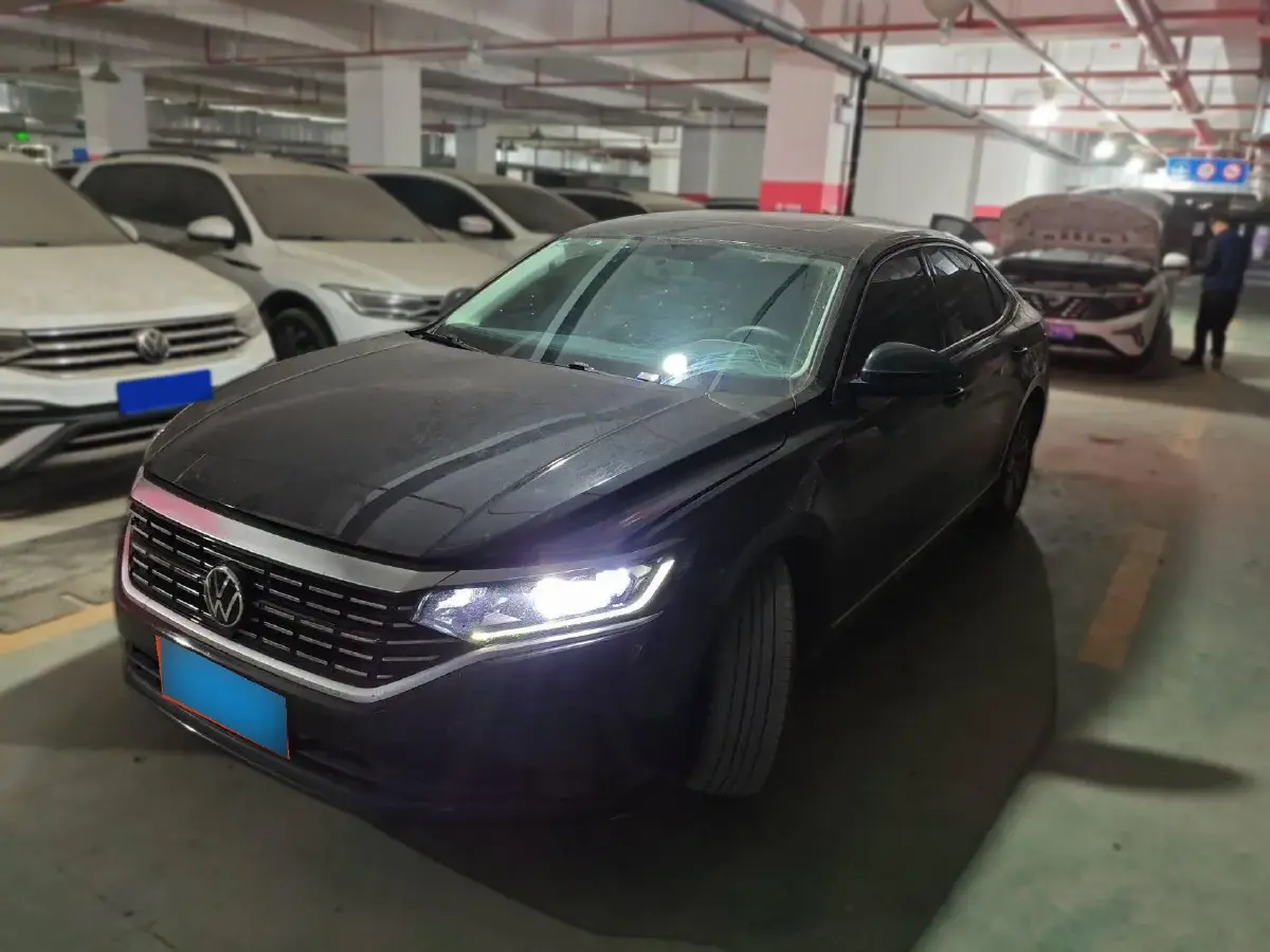 2022 Volkswagen Passat 1.4T 150HP L4 7DCT
