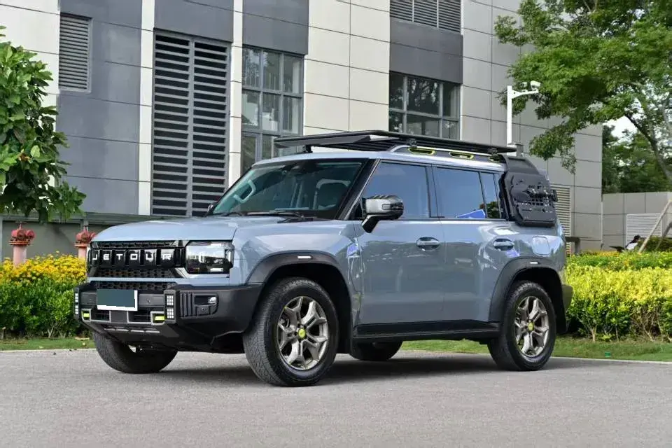 2023 Jetour Traveller 2.0T 254HP L4 8AT