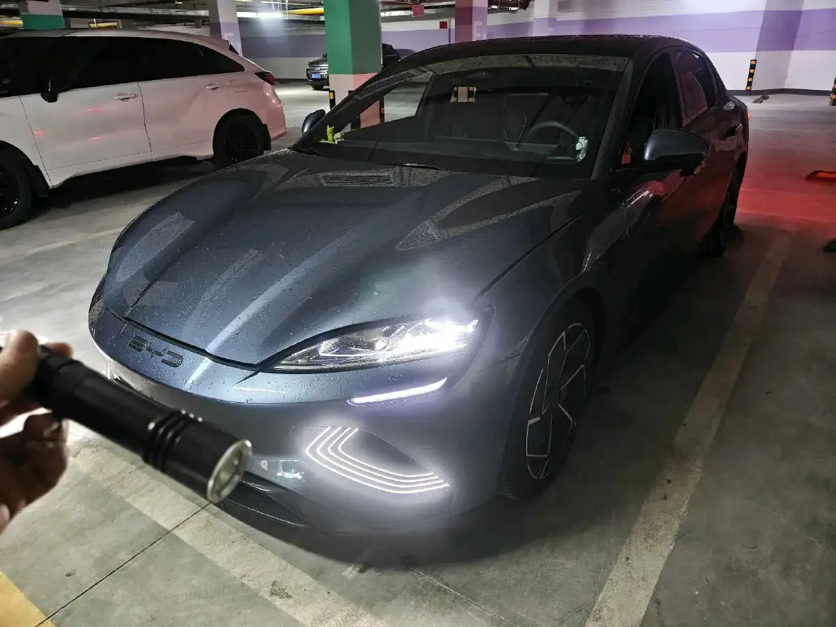 2023 BYD Seal BEV 82.5KWH