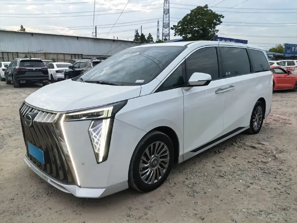 2023 GAC Trumpchi M8 2.0T 252HP L4 8AT