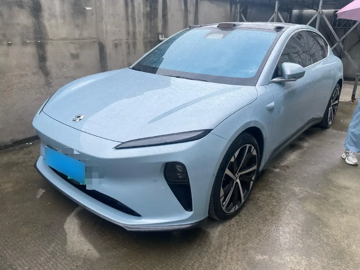 2024 NIO ET5 BEV 75KWH