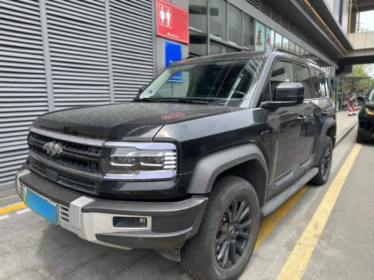 2023 FangChengBao Bao 5 1.5T 194HP L4 E-CVT PHEV 31.8KWH