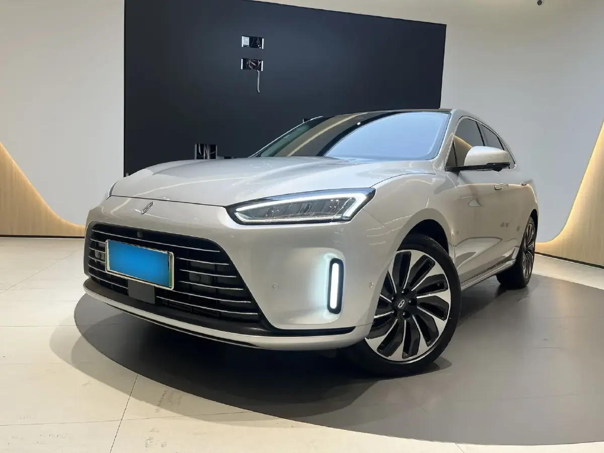 2022 HIMA AITO M5 Range Extended 125HP REEV 40KWH