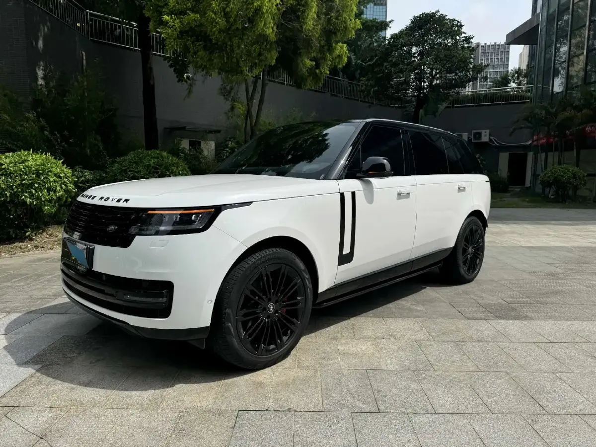 2023 Land Rover Range Rover 3.0T 400HP L6 8AT
