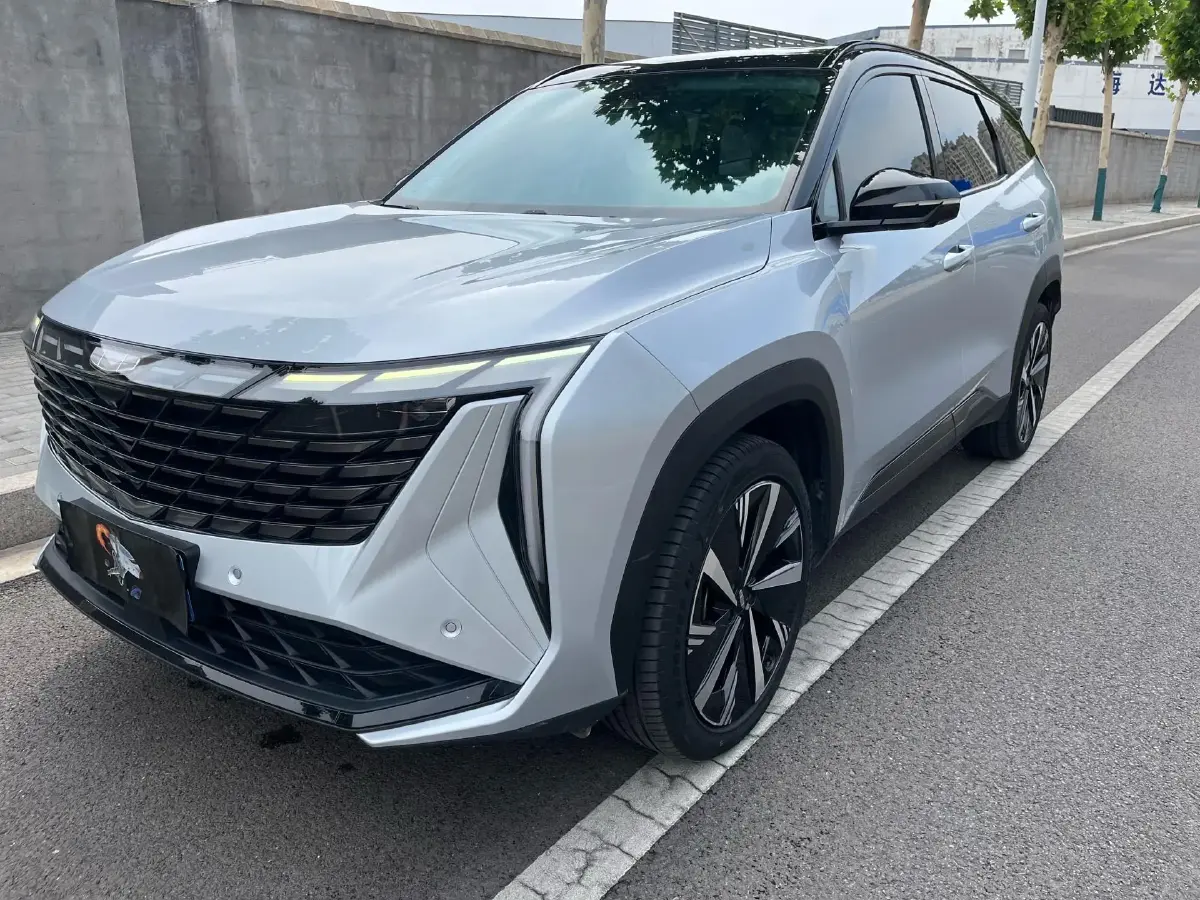 2023 Geely StarRay 2.0T 218HP L4 7DCT